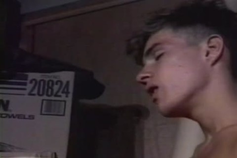 man gets sucked And banged By A Skinny guy