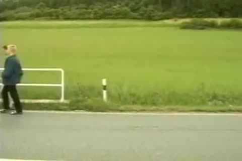 toon Crash 23 Trei Bein