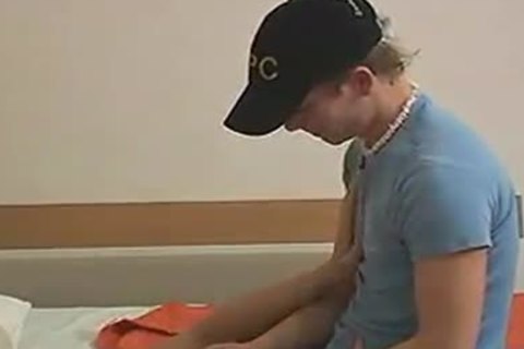 Smoking Thug hammerls his twinkfriend On The bed