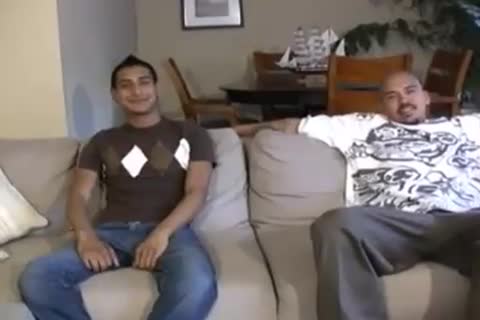 Tattooed Buddy receives sucked & slammed