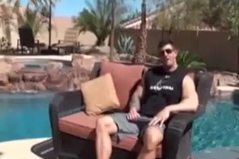 sexy homosexual sucking & pounding Outdoor