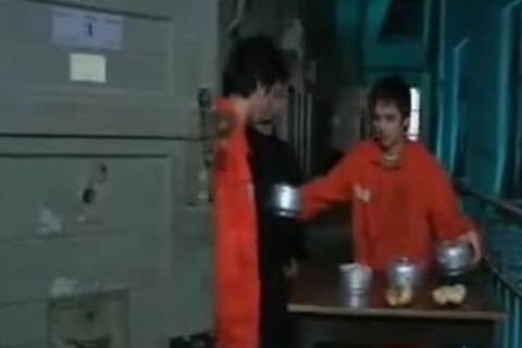 Hard pound In Prison