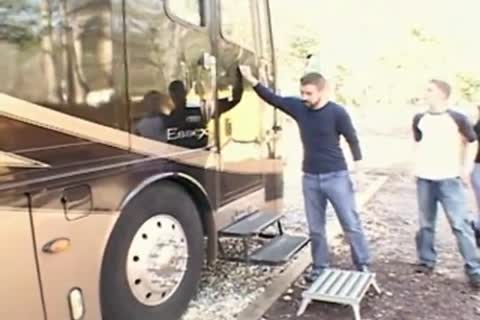 Skinny Puppy gets ganghammered