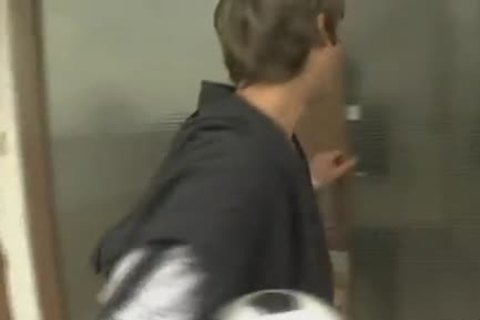 raw SOCCER PUNKS - Scene 2