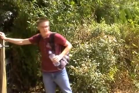 Leo Mack webcamping It Up