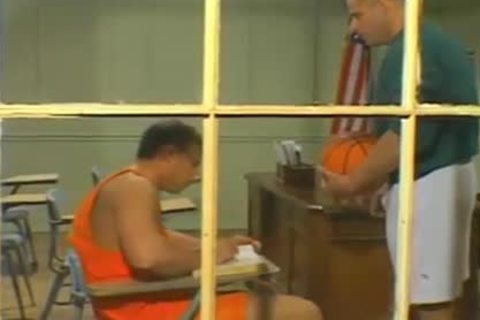 sexy gay dudes sucking & pounding