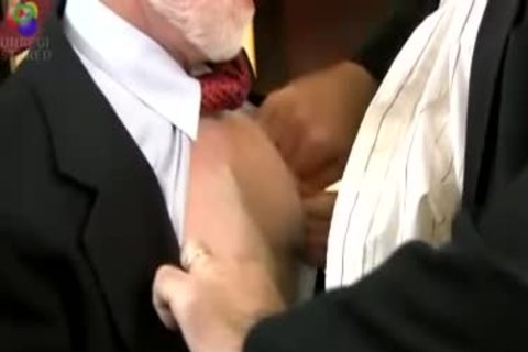 Buck R34ms And J03y McCl4!n