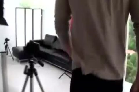 fine Bear Giving thellos chabad