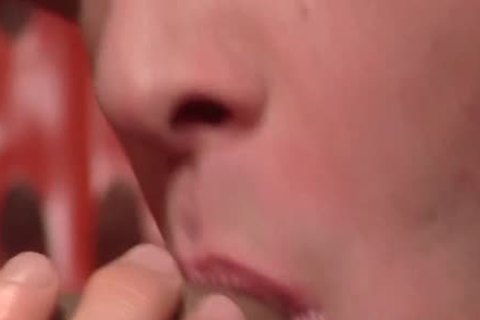 Sleaze Flaming hawttie 3some Surrounding handjob And drinking