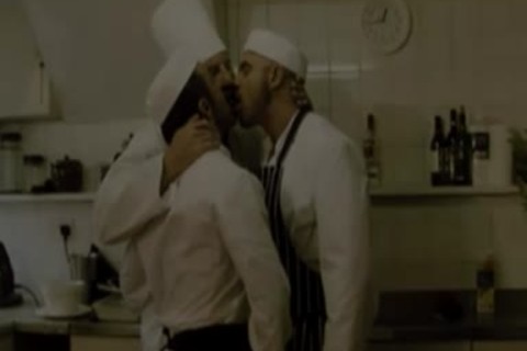 M3N 4T W0RK H0T AND SW34TY SC3/4