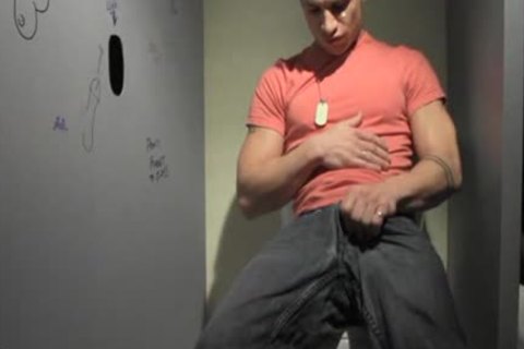 Brent And His Glory aperture