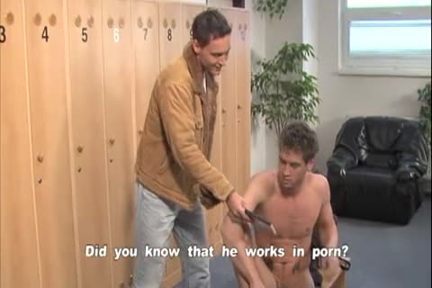 chap Begreetingsnd The Bar