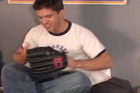 Little Bros giant Secret - Full video