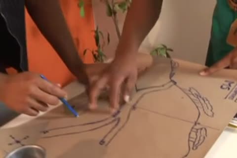 Latin boy loves Tthellos guy dick