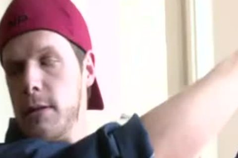 T.H.E  S.T.A.L.L.E.R