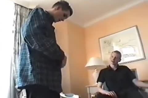 East Berlin afellaur B*ys