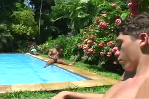 Dois Neg?es E Um Puto No S?tio