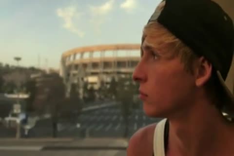 wet Tw-nkS poundling