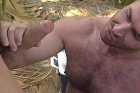 Real dudes In action