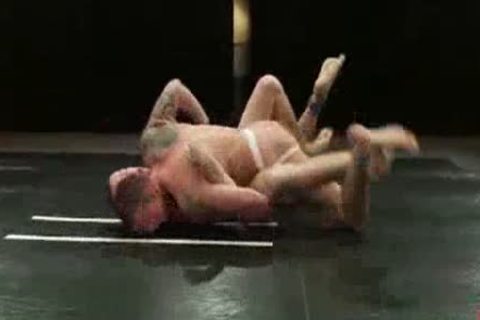 VERT fine naked KOMBAT