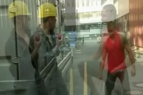 Mecs De La Constructon En Chaleur