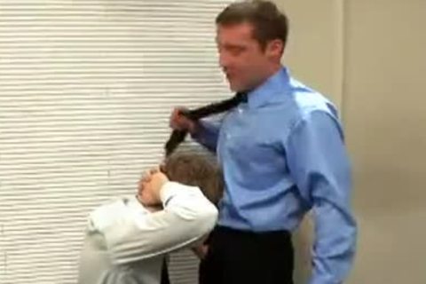 Mason Wyler Na Entrevista De Emprego.