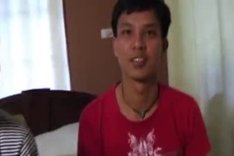 2 Em Trai asian thong Nhau 1