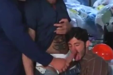 homosexual Threeway In Basedudest