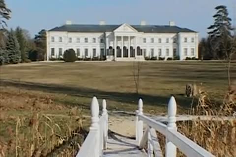 Ein Internat Und Viel Sex