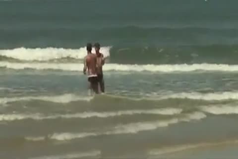 Beach B-ys Fit And soaked