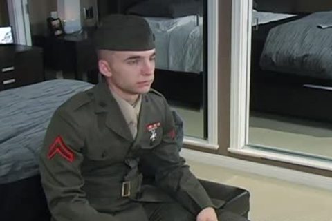 hammerL SaRGE FuX StANDIN' DoGGGIE STILE ! ! !