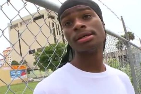 Straight Thug receiveting Hooked Up With cash