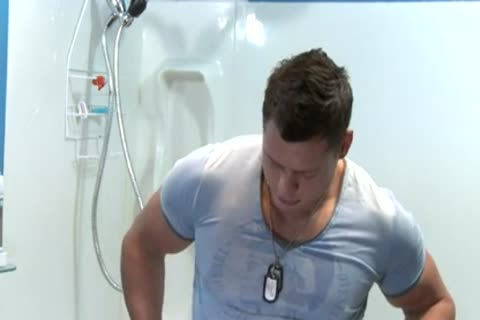 Montreal Muscle Hunk