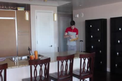 HD - homosexualRoom Hunk Leaves Trail Up To ass