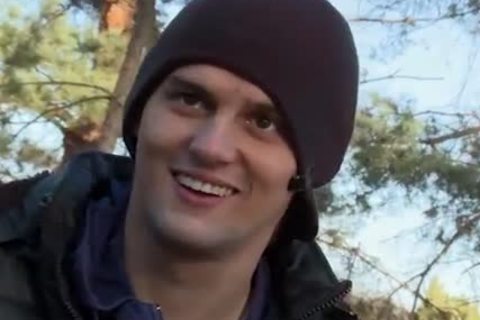 Outdoor head & bareback pooper stab