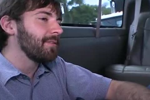 Scruffy howdyppie penetrates howdys slutty ass