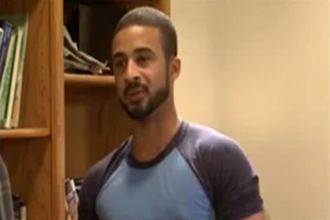 guyent And Tepainr In The Library