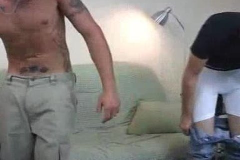 twink receives groupslamed