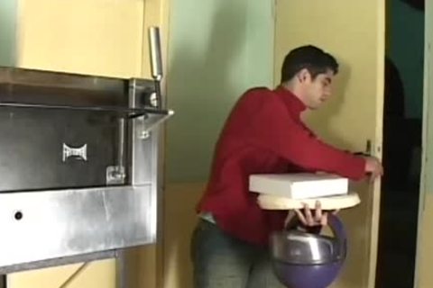 steel Valley men - Scene 4 - Pau Brasil