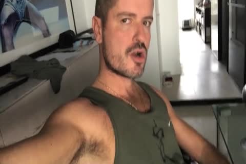 TIERY B. // PhawtO-PORNO-GRAPheR - Copyright / Slobbery hawt Solo Bear Masturbating