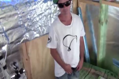 Noah Slips Back Onto Tthis chab Construction site For A Solo Jackoff