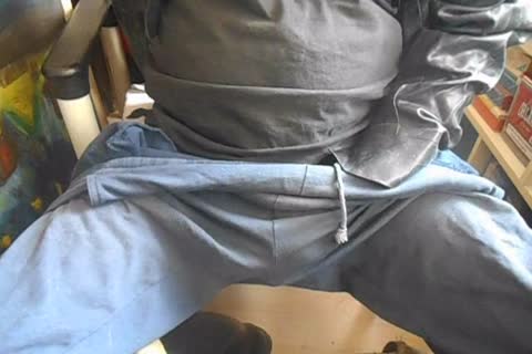 Nlboots - Rubber Boots Jogging Trousers Doing Several Thowdyngs At Tthowdys dude Same Time