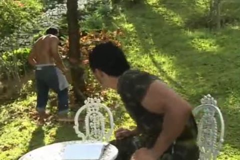 Serving Tthowdys man Boss - Scene 2