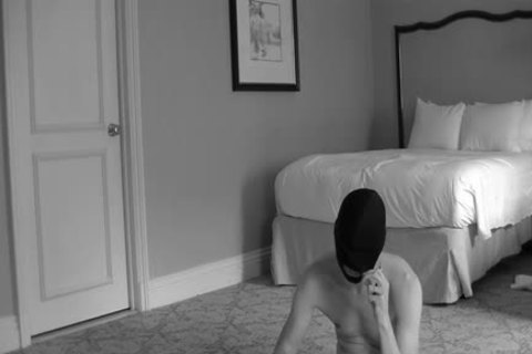 Was On Grindr offering Discreet Service. Tgreetingss boy Caught My Attention offering A attractive cock To suck. I Did My best. Tried To Improve The T