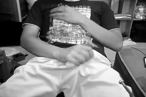 Pang-apat Na Jakol Ko Ngaung Abareback..\nSobrang Libog Kakapanood Ng Xtube..\nSenxa Tahimik.. Di Pwedeng Mag-ingay Kasi Maririnig Sa Katabing Kwarto.