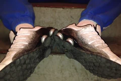 Horney In Garage - without cum