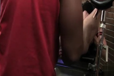 stunning friends First handjob