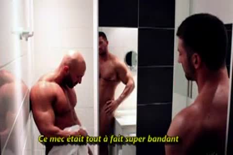 Musclemans In And Outside