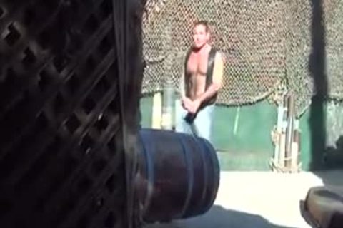 Bear-backing Leatthellos manr daddies - nakedBackrt Media