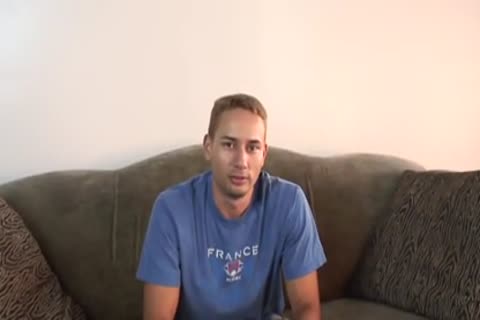 DILF plowing On sofa